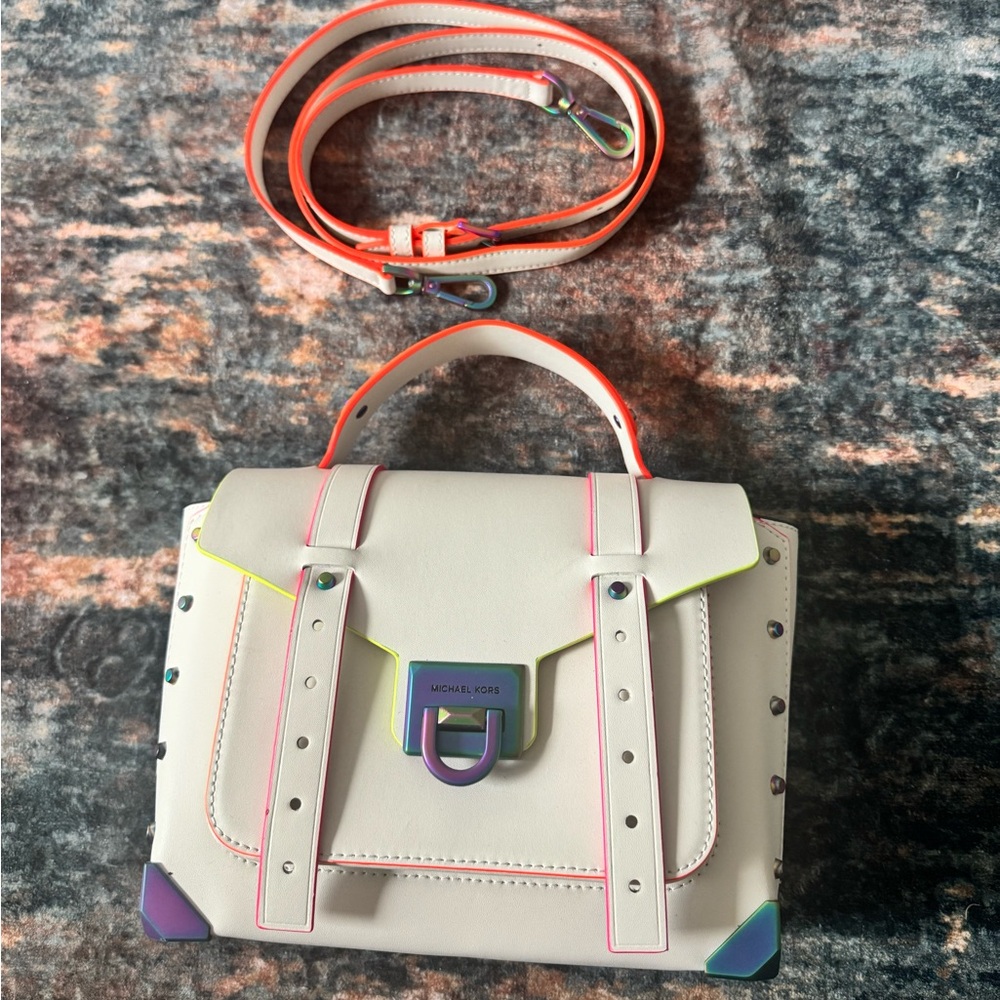 Michael Kors Manhattan Medium Contrast-Trim Leather Satchel New Without Tag - Picture 2 of 4